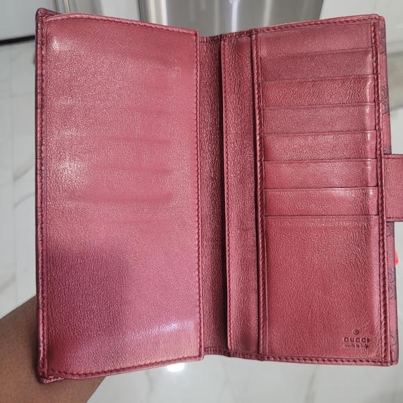 💜🔹️ Gucci🔹️ Vintage Guccissima Burgundy Wallet with Heart Snap - Picture 8 of 15